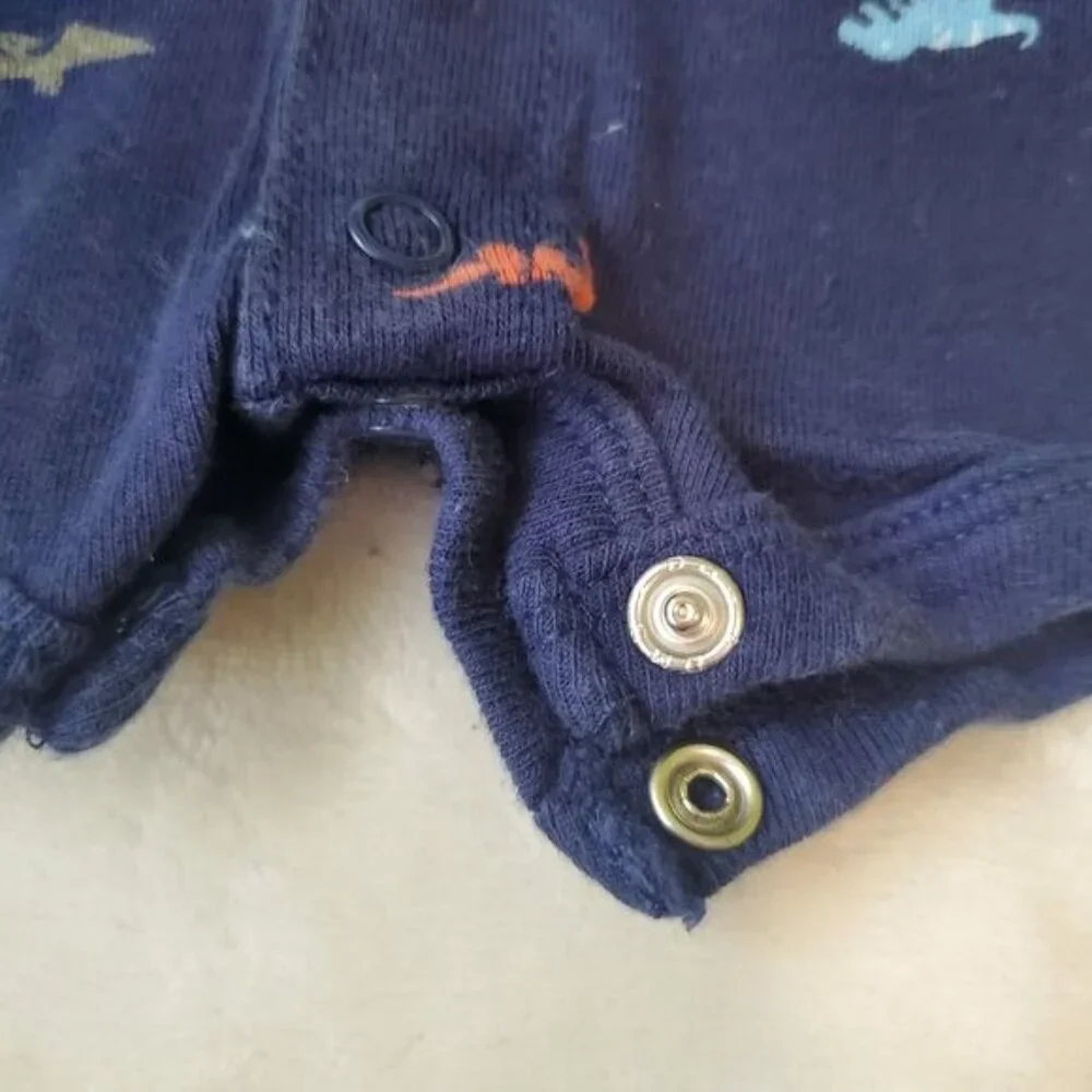 Carter's baby boy‎ Bundle Sz 3 Months rompers shorts